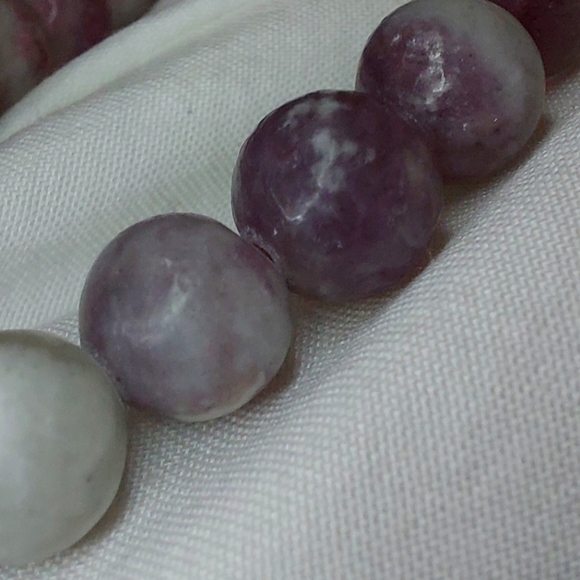 Silver & Sage - Mala Crystal Necklace Amazonite, Riverstone, Moonstone & Quartz - Picture 6 of 8